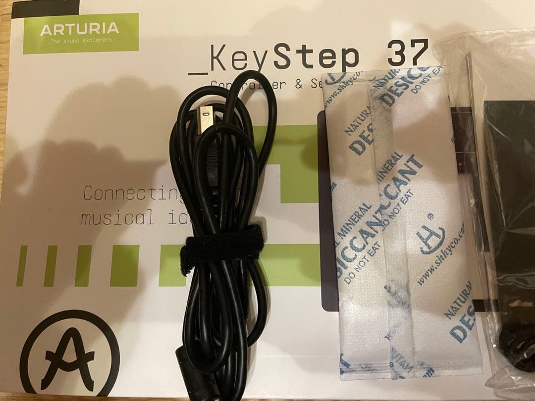 ARTURIA KEYSTEP 37 BLACK EDITION 限定品