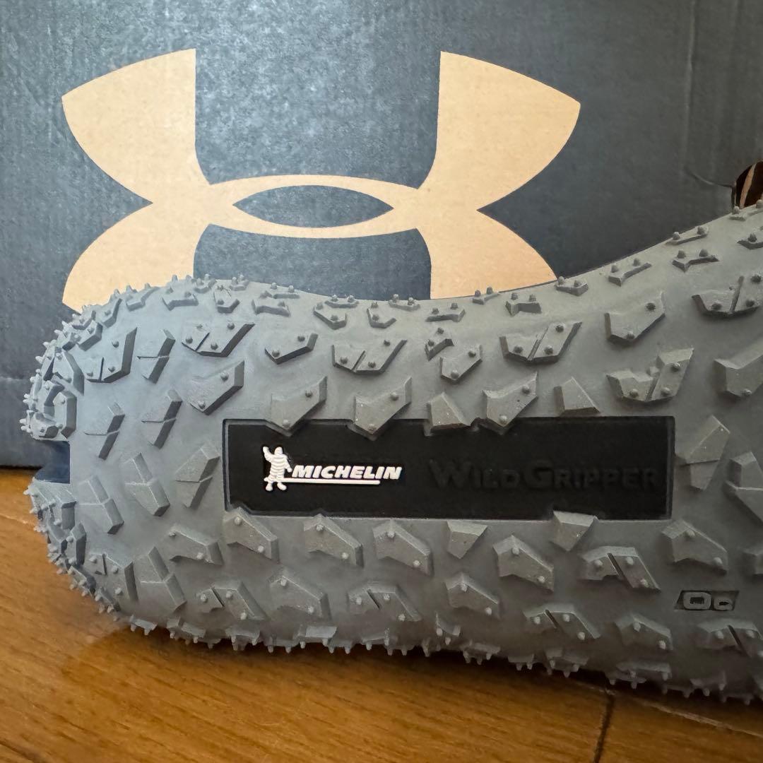 【UNDER ARMOR×MICHELIN】ランニングシューズ