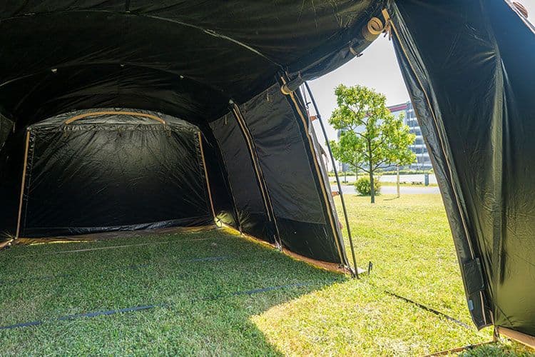 定価15万 タラスブルバ グラム キャタピラー 2ルーム シェルター