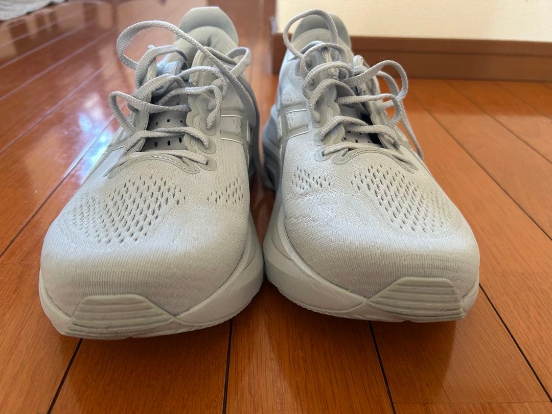 アシックスGEL-KAYANO 32 ピエドモント グレー27.5 cm 4E