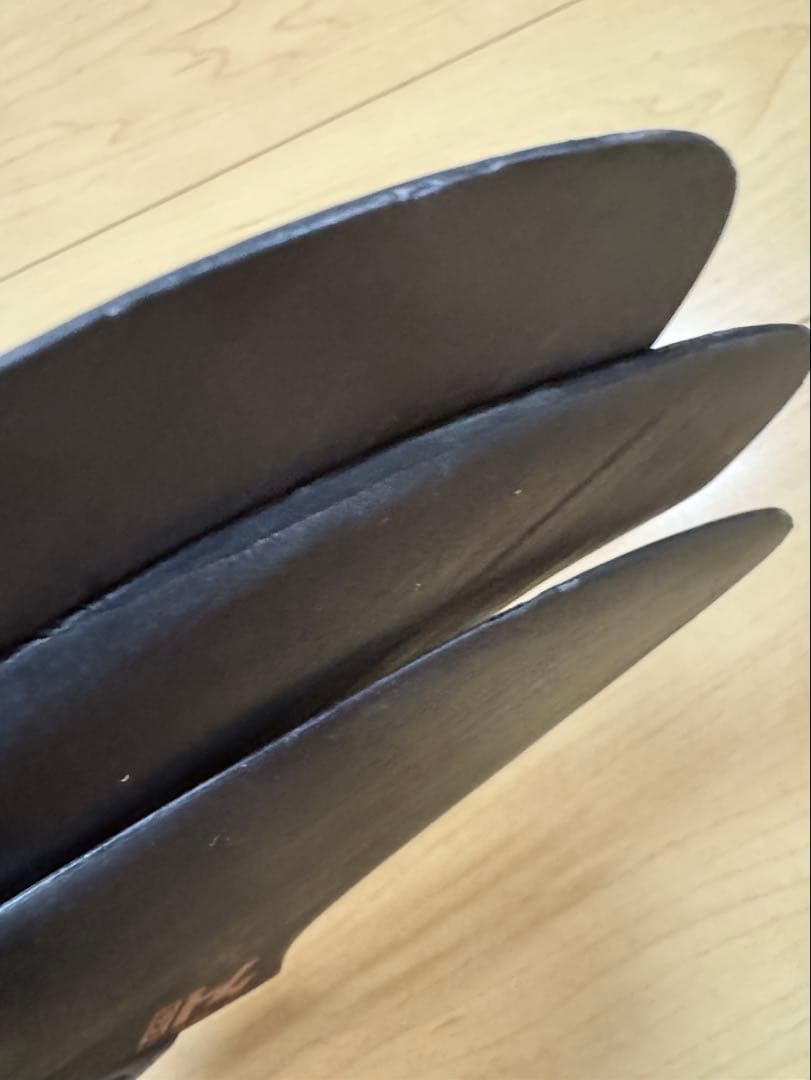 【最安値】FCS2 H4 Mフィンセット ハイドロフォイルデザイン　カーバー系