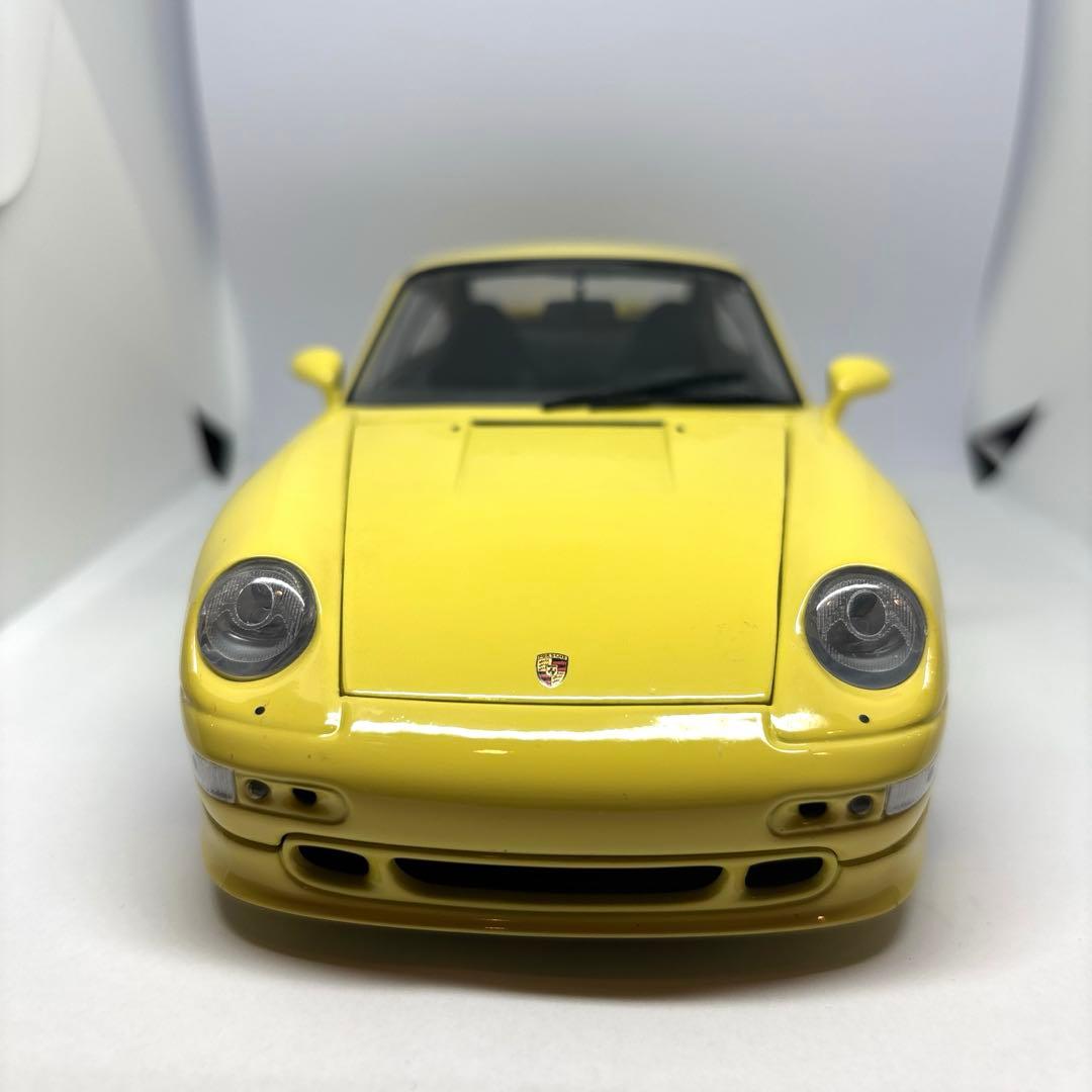 UTモデルズ ポルシェ 911 ターボS 1/18 ミニカー 絶版品