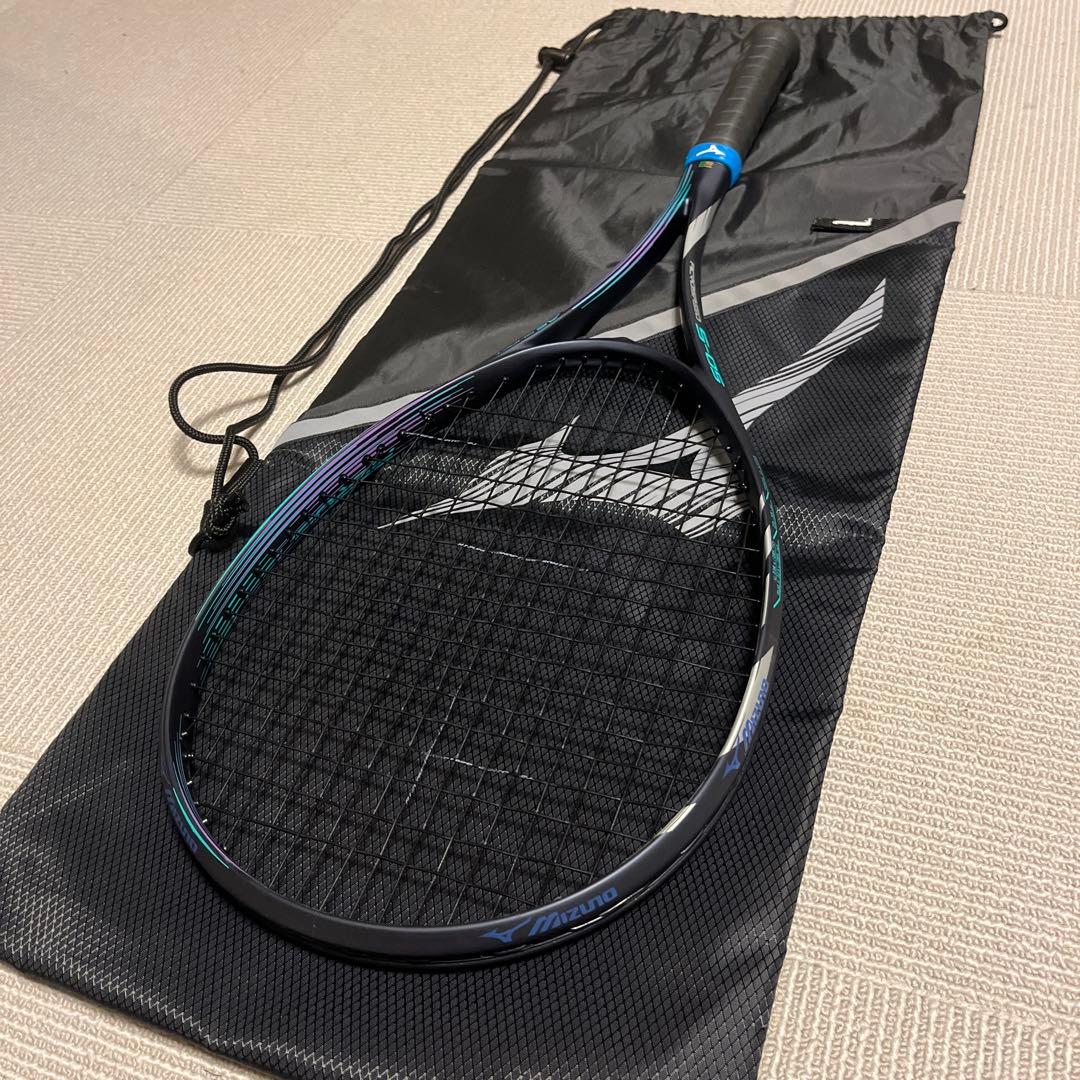 【美品】Mizunoミズノソフトテニスラケット2本セット　ケース.カバー付き