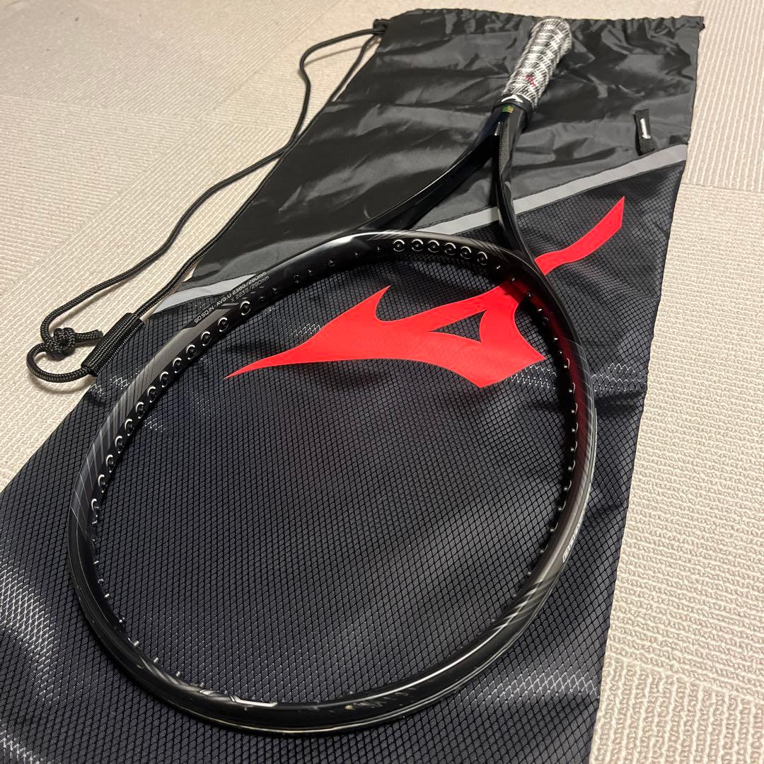 【美品】Mizunoミズノソフトテニスラケット2本セット　ケース.カバー付き