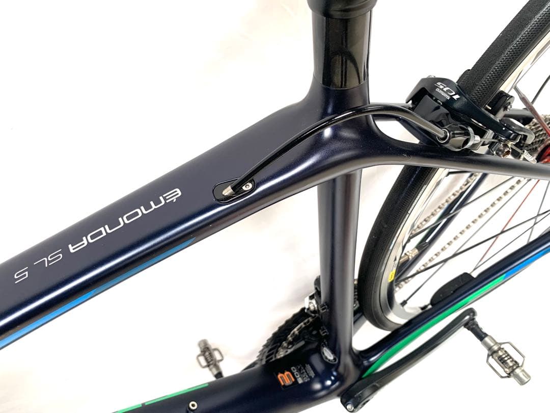 よ*9様 送料無料 TREKフルカーポンロードバイク EMONDA超軽量7.8キ