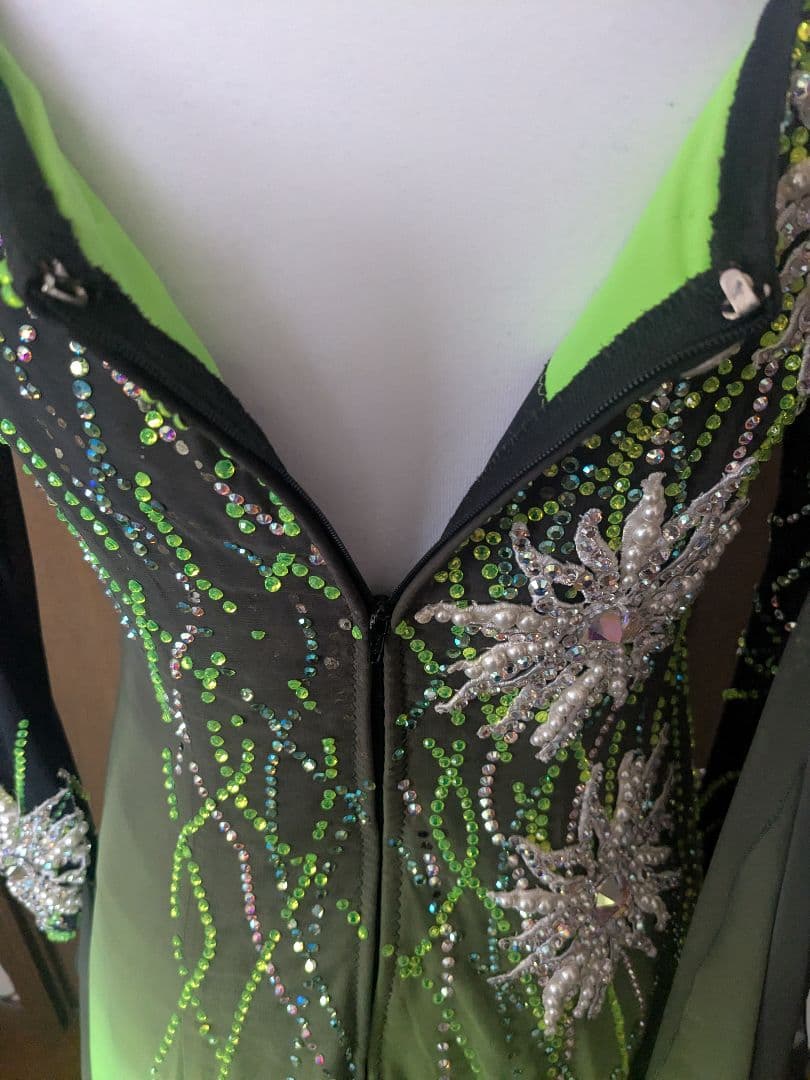 社交ダンススタンダード衣装