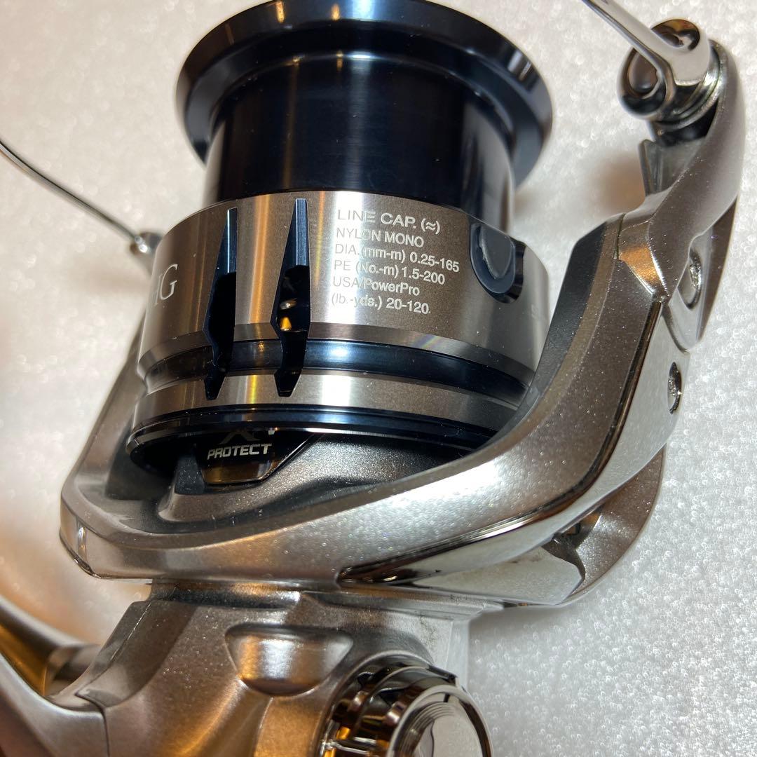 SHIMANO STRADIC 4000MHG スピニングリール