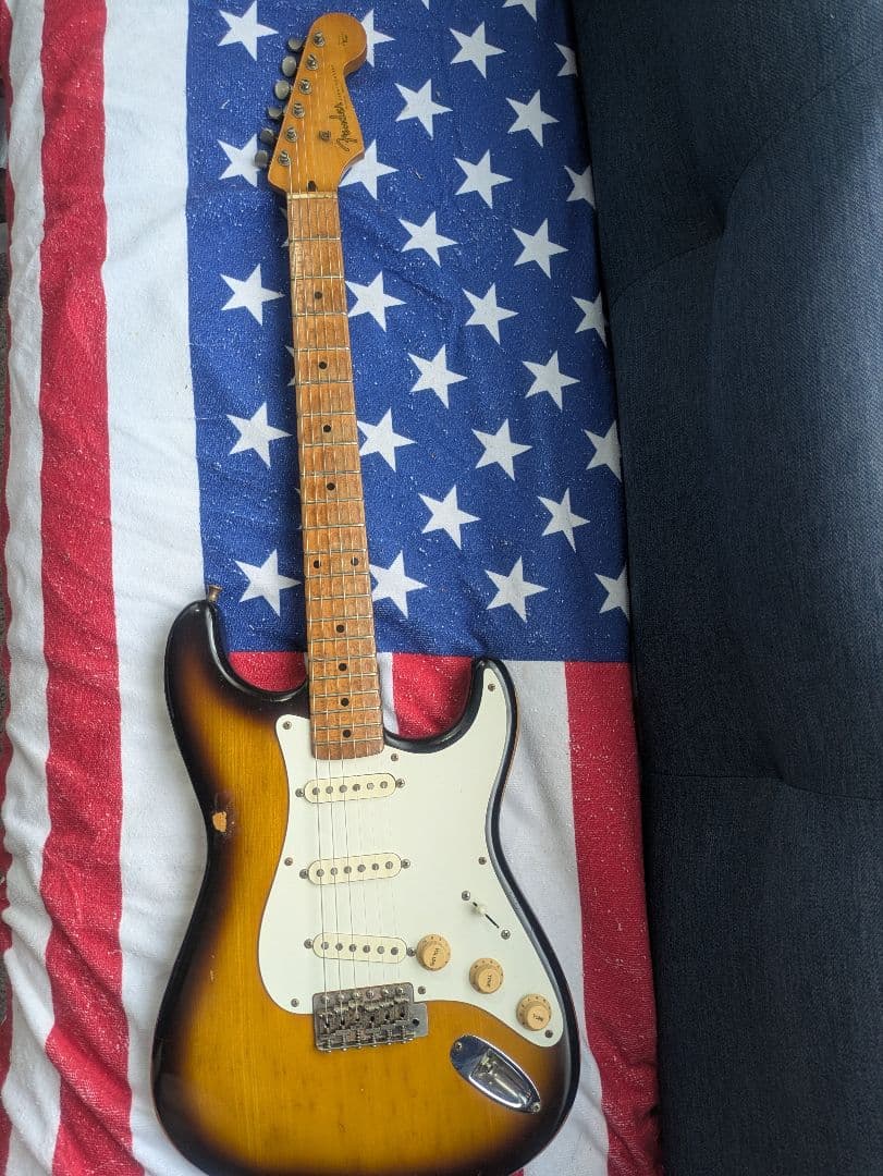 伝説の逸品　ヴィンテージ　トーカイ・ストラト