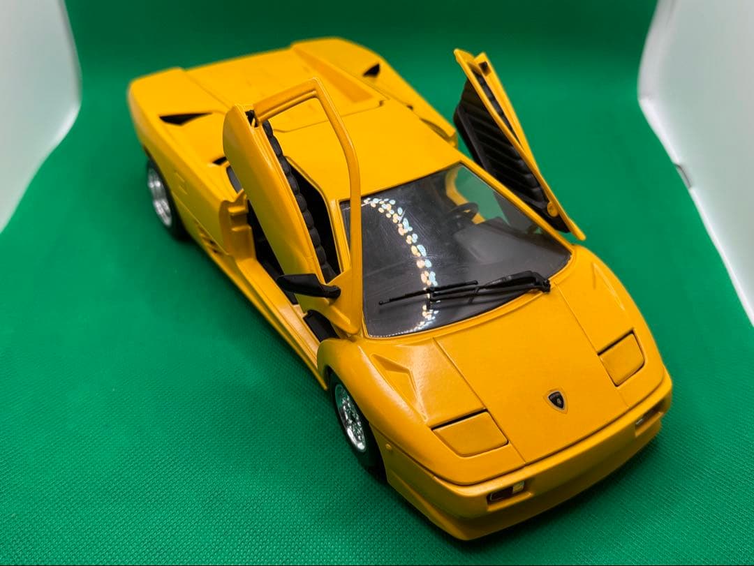 Lamborghini Diablo イエロー ミニカー