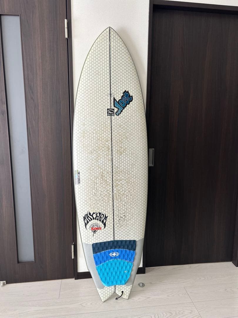 Libtech Lost 6‘0‘’サーフボード Proteckフィン付き