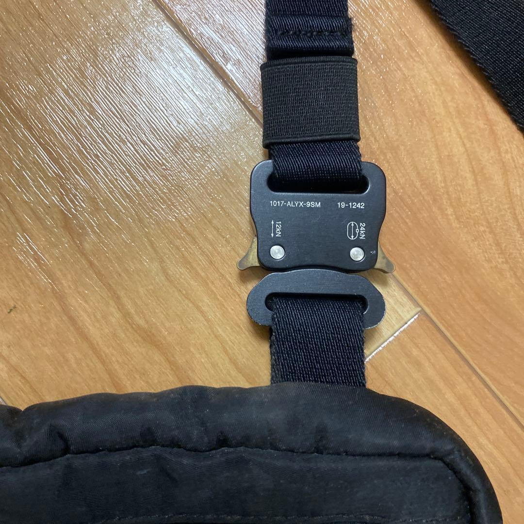 alyx チェストバッグ