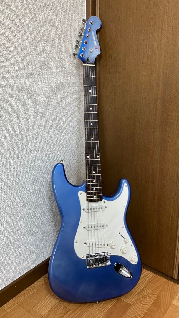 エレキギター　Legend ストラト　ギターバッグ付