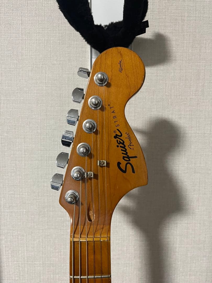 Squier Stratocaster ラッカー塗装　Mod レリック　ストラト