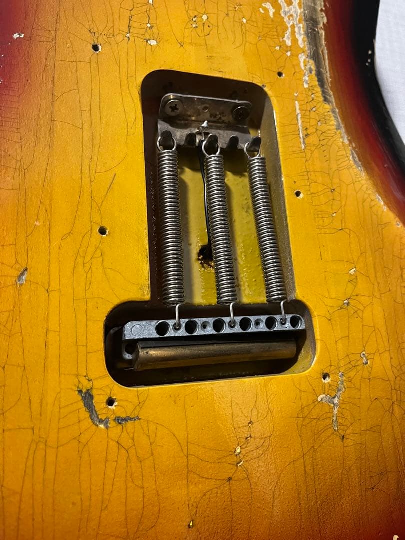 Squier Stratocaster ラッカー塗装　Mod レリック　ストラト