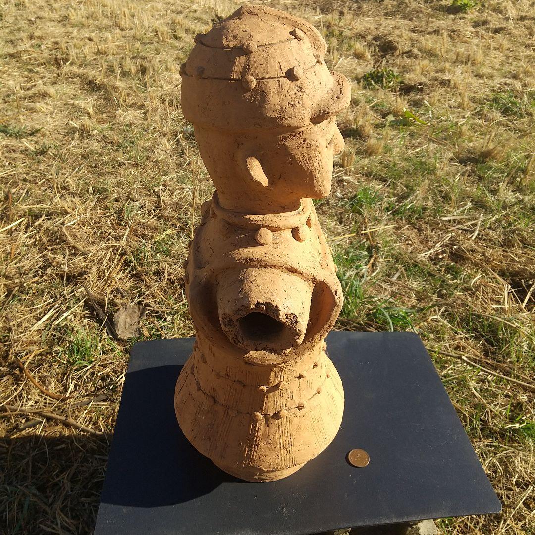 大型の土偶