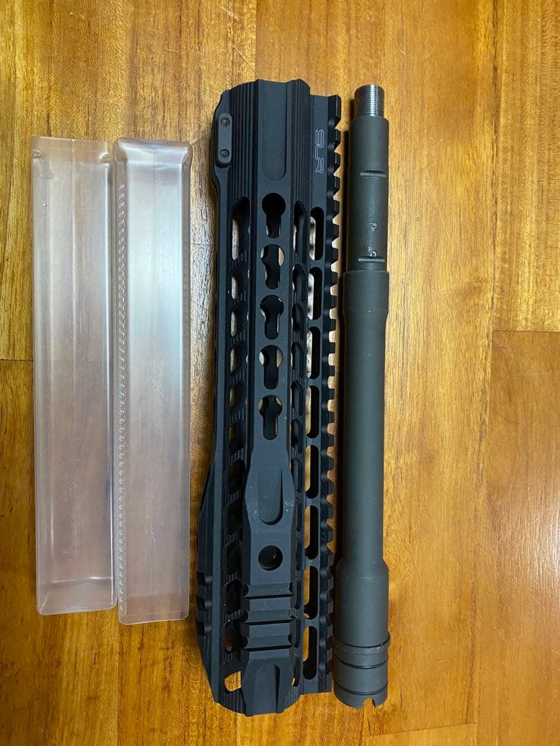 SLR ハンドガード　実物