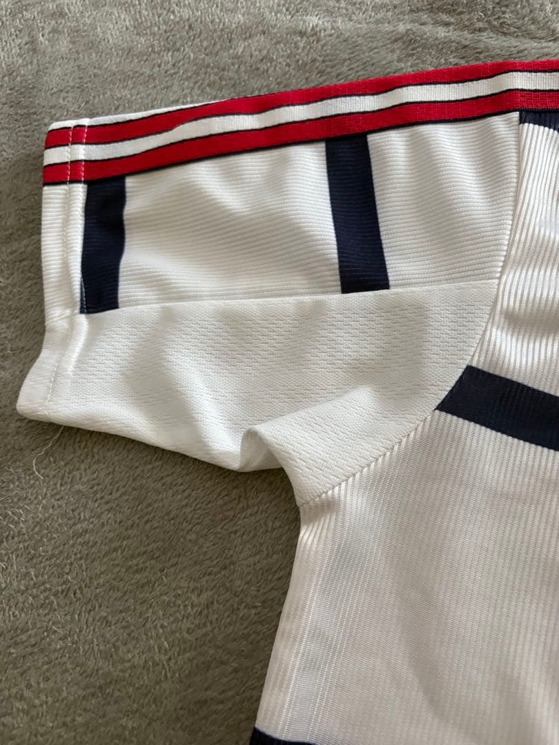 バイエルン　サッカーユニフォームadidas 90s ヴィンテージ　ユニセックス