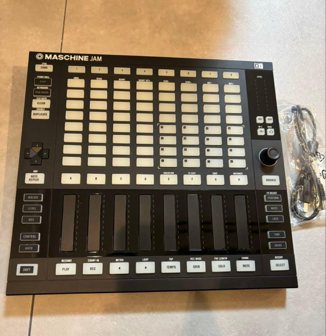 【美品】Native Instruments MASCHINE JAM