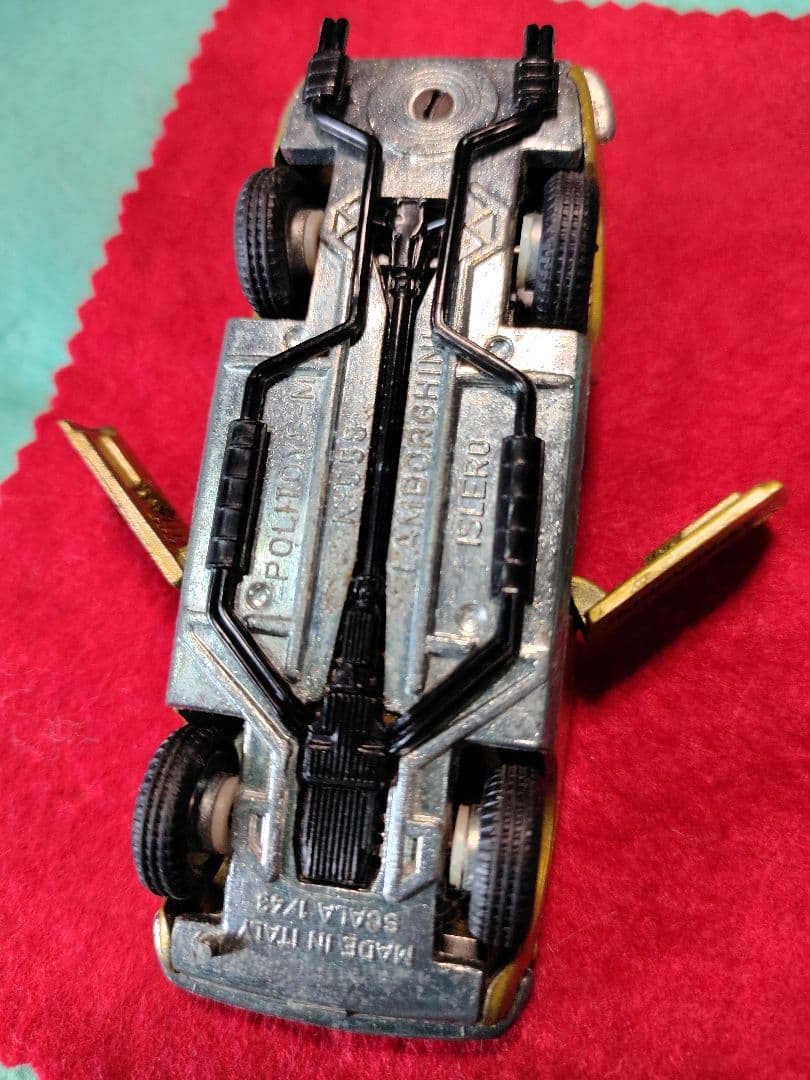 ミニカ　ランボルギーニ　イスレロ