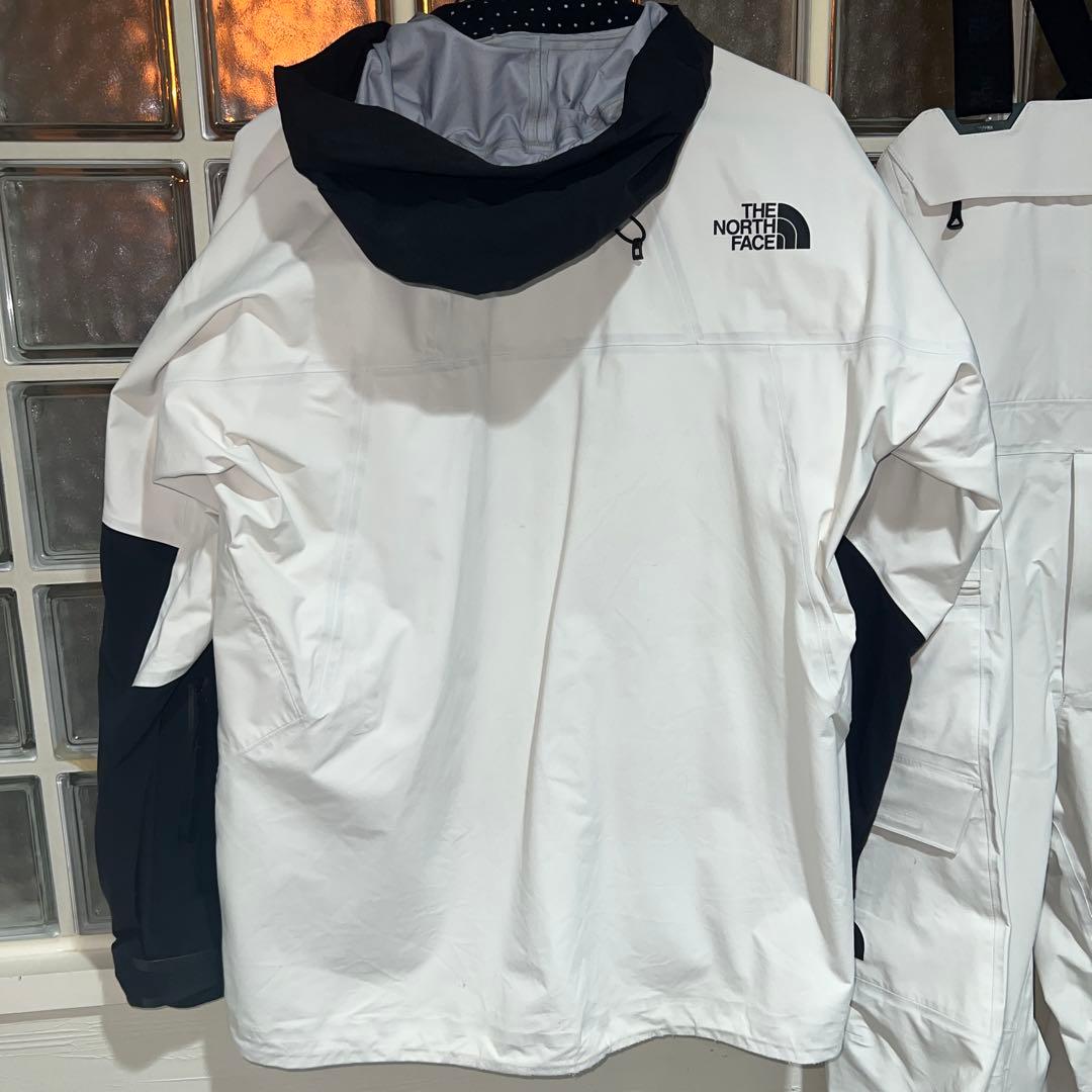 THE NORTH FACE フューチャーライトスノーウェア