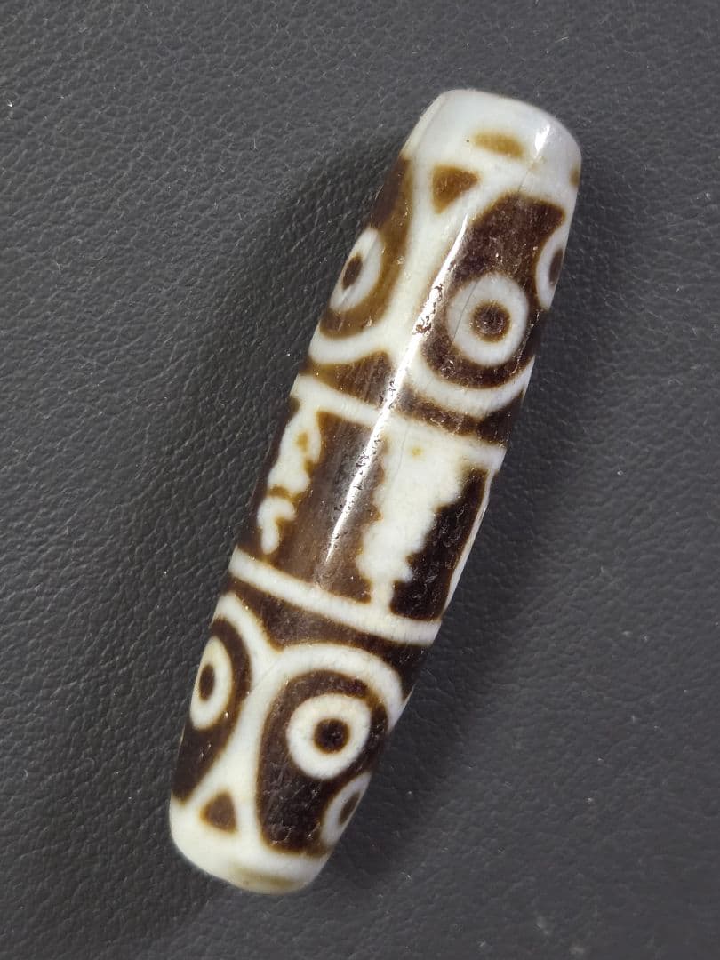 861　天珠　六字真言　梵字　十二眼天珠　貴重　珍品　dzibeads！
