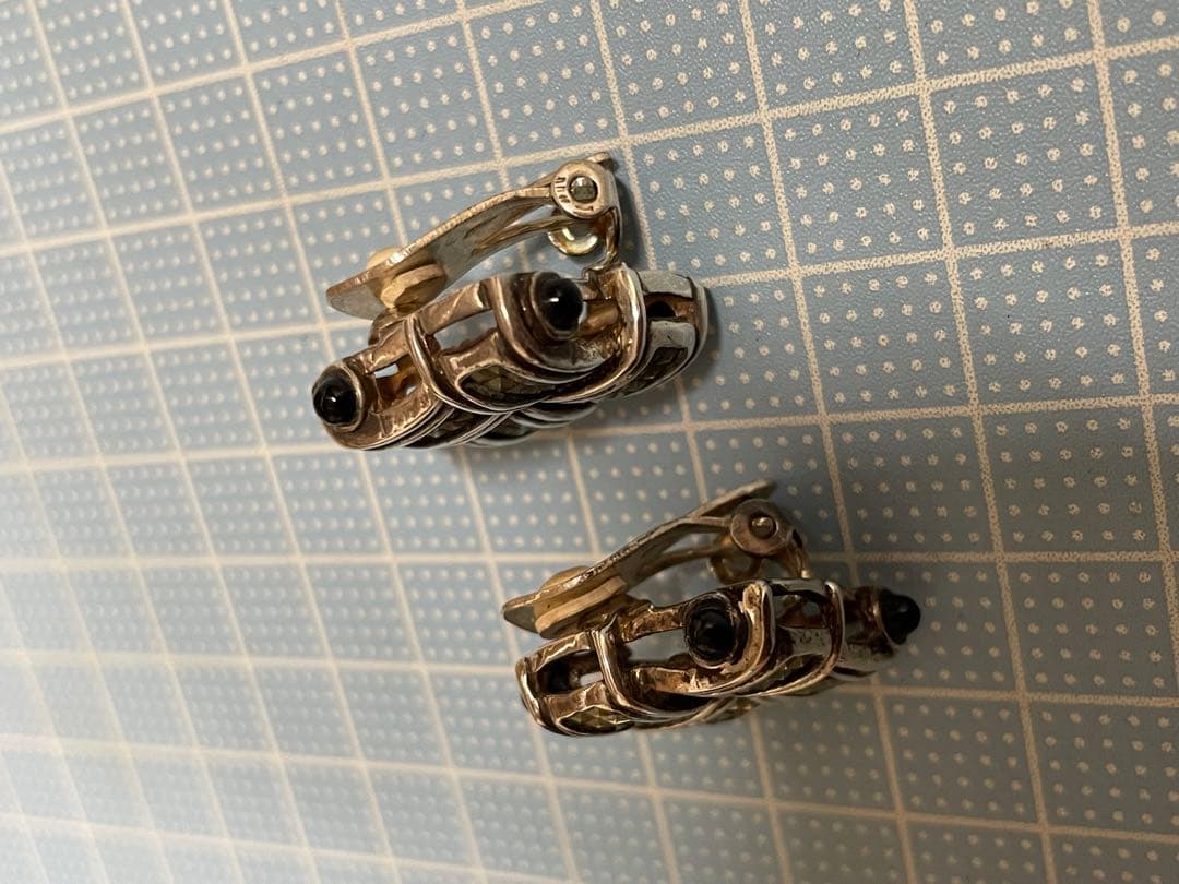 シルバーイヤリング【m1518 ホールマーク　アンティーク　ビンテージ　925】