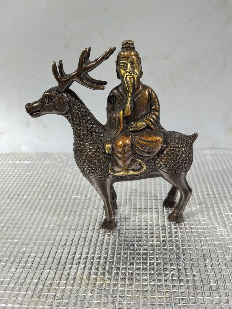 銅製 指鹿仙人 リビング 玄関 書斎お 茶台 開運 風水 招財 置物 工芸品