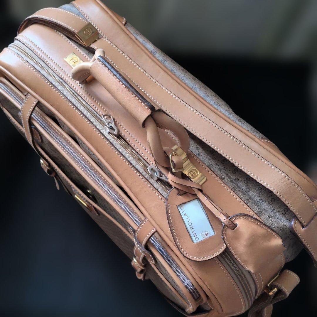 ♥海外からやってきた物♥ GUCCI マイクロソフトトランク ボストンバッグ