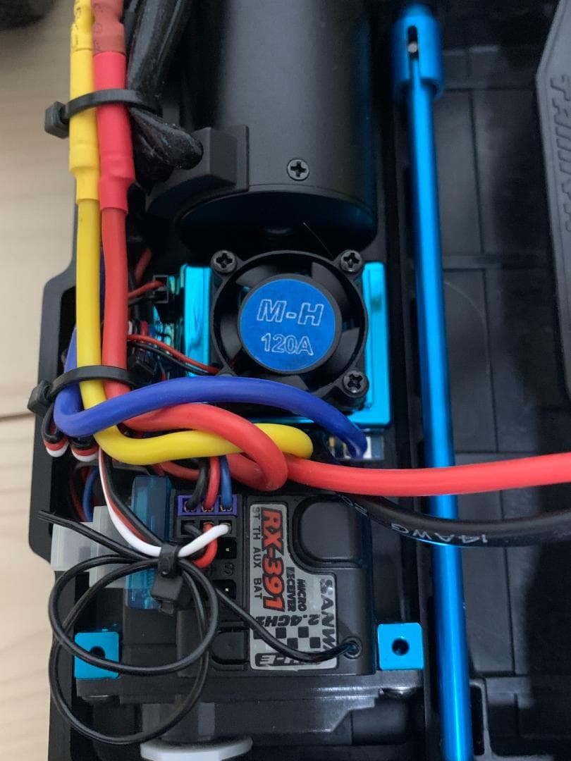 TT02B ネオスコーチャー オプション多数 メカ付き ほぼフルオプ