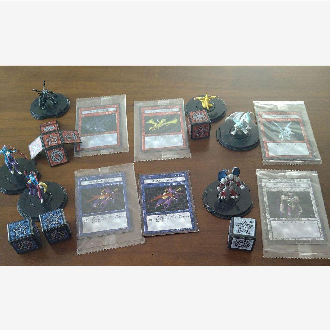 遊戯王　ダンジョンダイスモンスターズ　カード　フィギュア　サイコロ