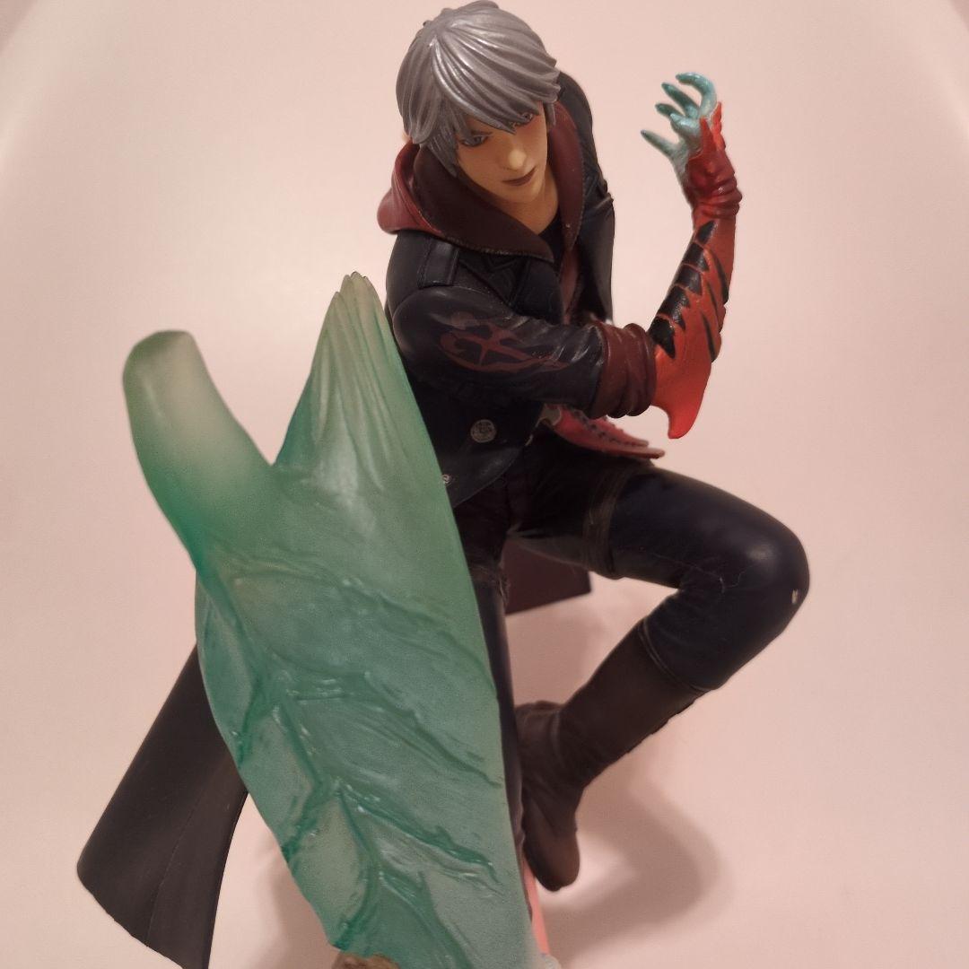NERO(ネロ) 「デビルメイクライ4」 PVC塗装済み完成品フィギュア