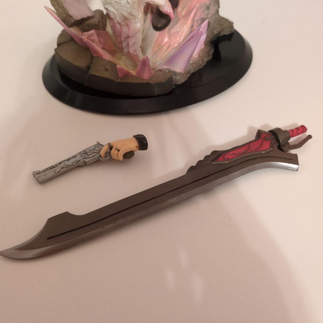 NERO(ネロ) 「デビルメイクライ4」 PVC塗装済み完成品フィギュア