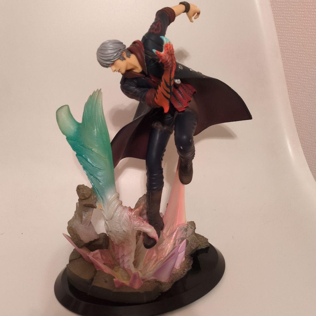 NERO(ネロ) 「デビルメイクライ4」 PVC塗装済み完成品フィギュア