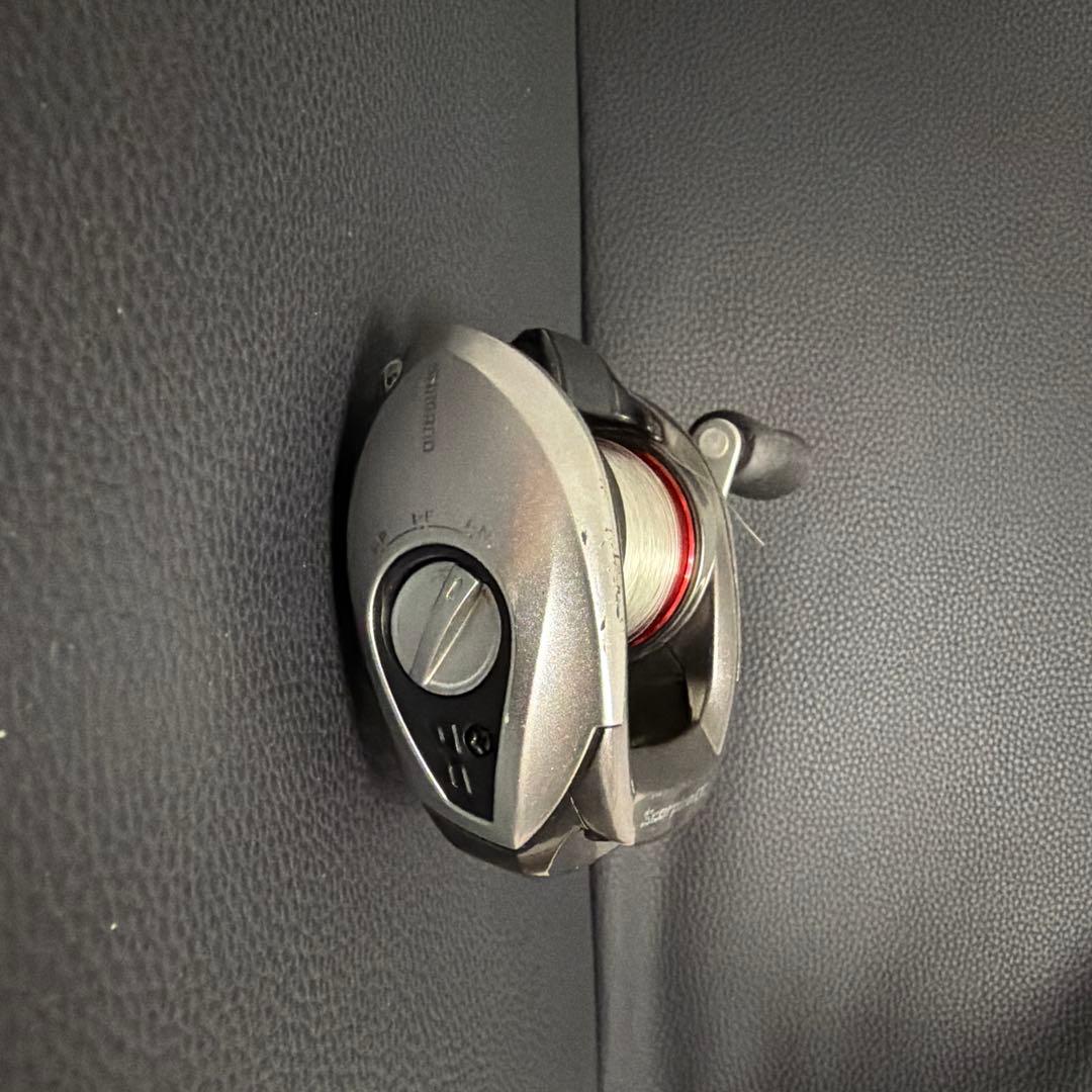 シマノ 11 スコーピオンDC 左ハンドル