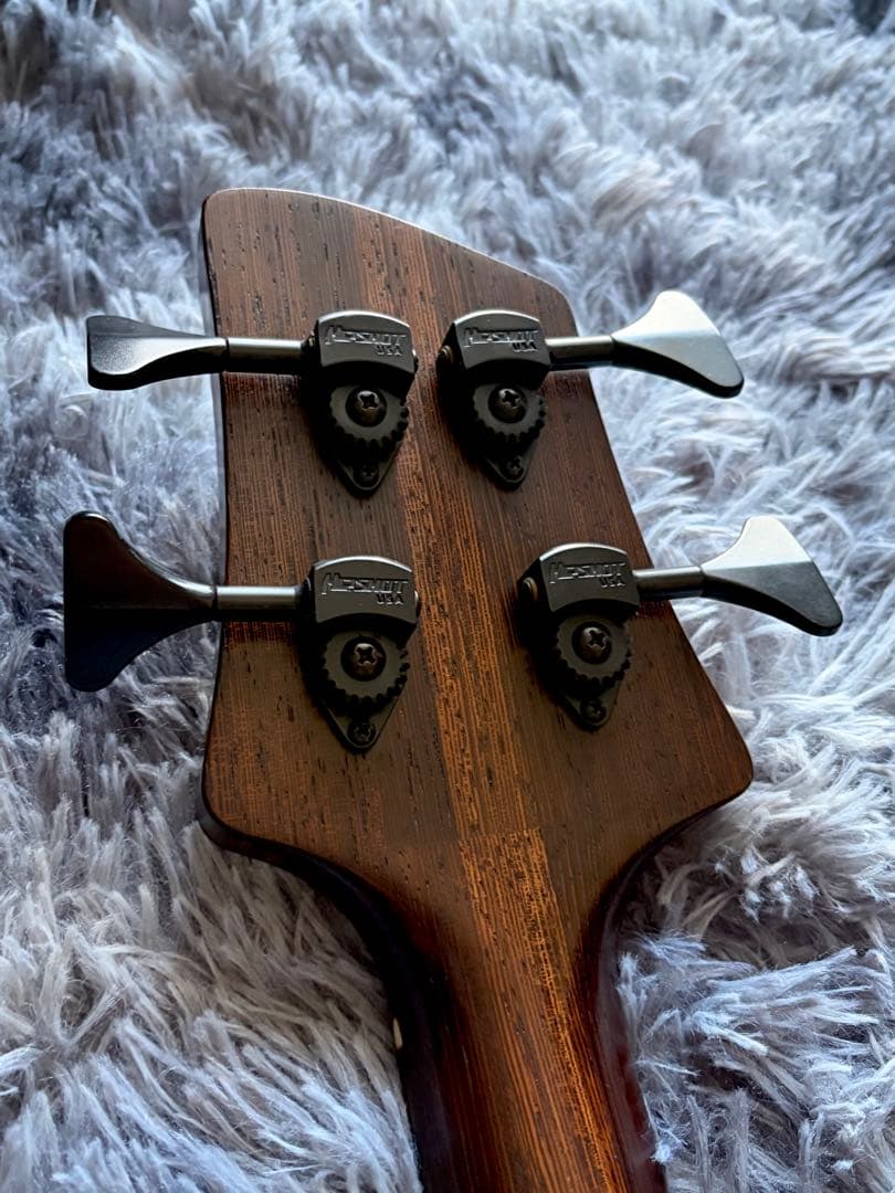 ベース Elrick Gold Series Revolution 4