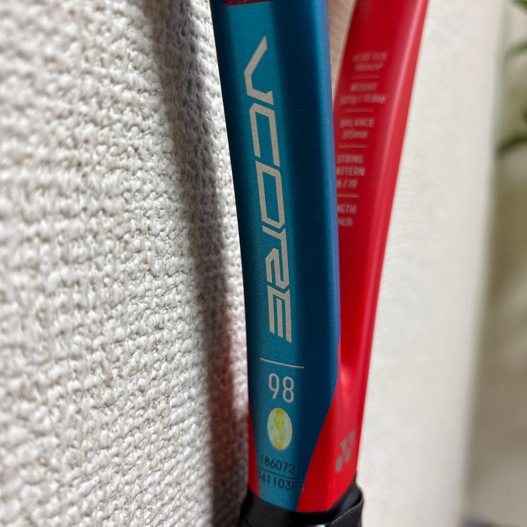 YONEX VCORE 98 テニスラケット　G2