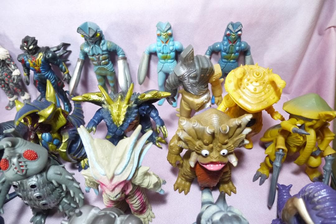 ウルトラ怪獣シリーズ　など　怪獣ソフビ　64体セット