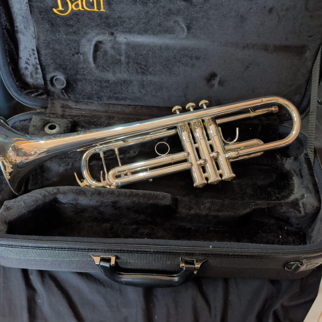 t*p様 Bach トランペット本体 黒ケース付き