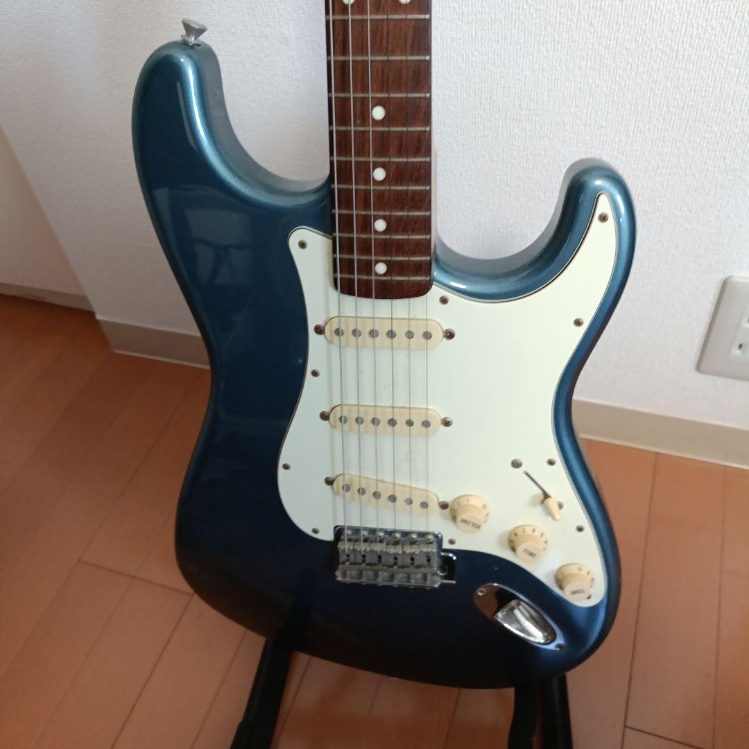 な*必様 Fender Stratocaster メタリックブルー