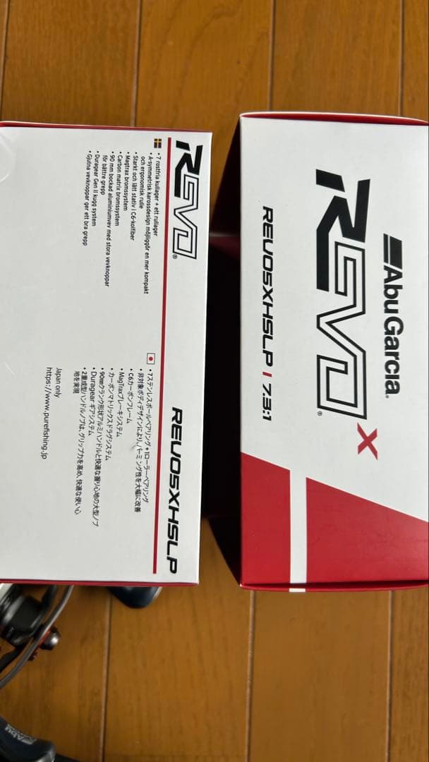 Abu Garcia REVO5XHSLP 右ハンドル ベイトリール ほぼ新品