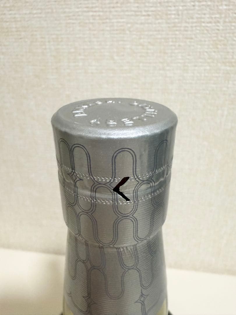 厚岸ウイスキー×ノーザンホースパーク イクイノックスデザインボトル