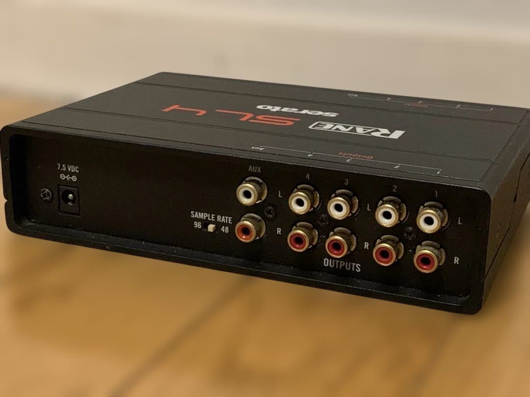 最終型RANE SL4 SERATO DJ交代が簡単USB2系統ACアダプタ付
