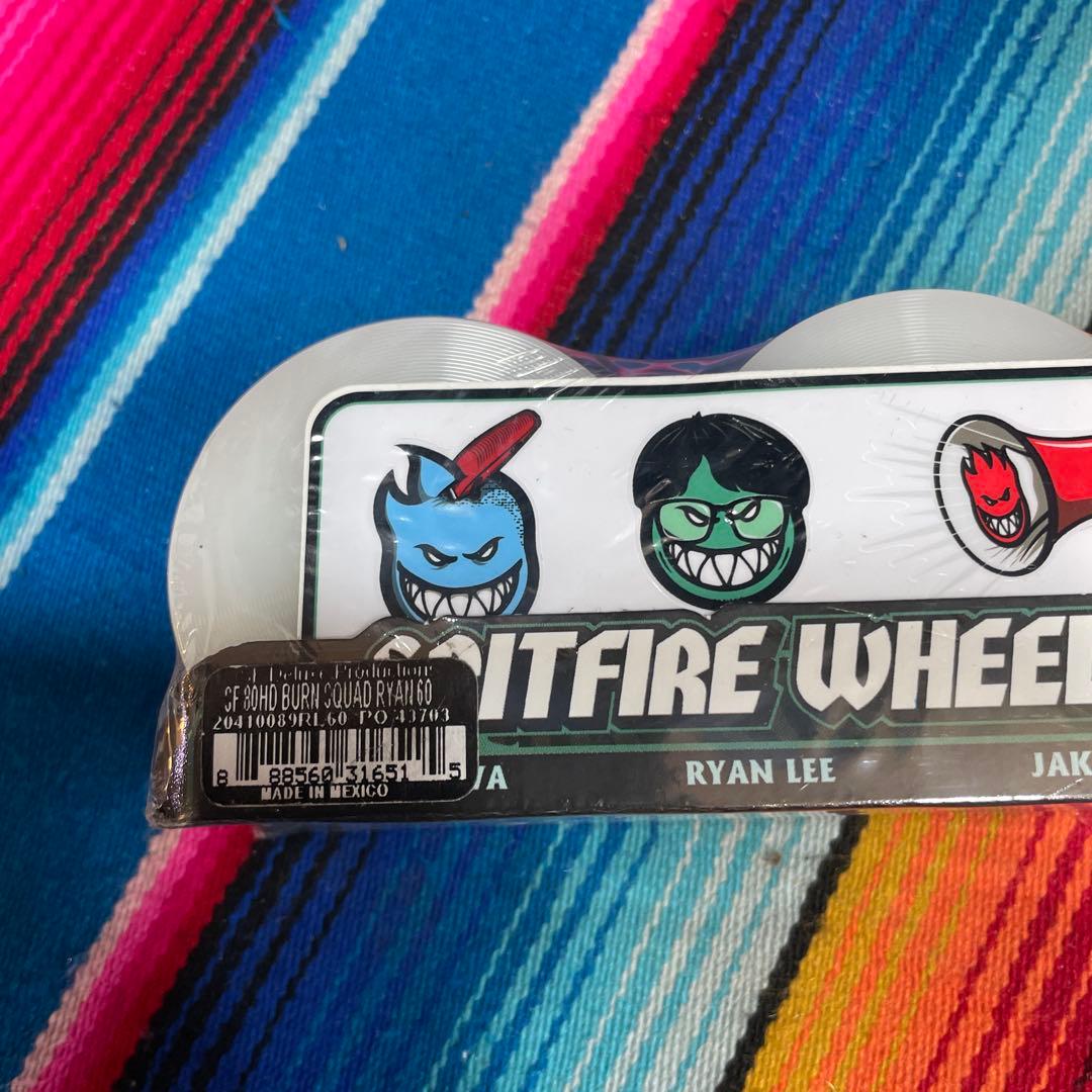 Spitfire Burn Squad スケートボードウィール 4個セット
