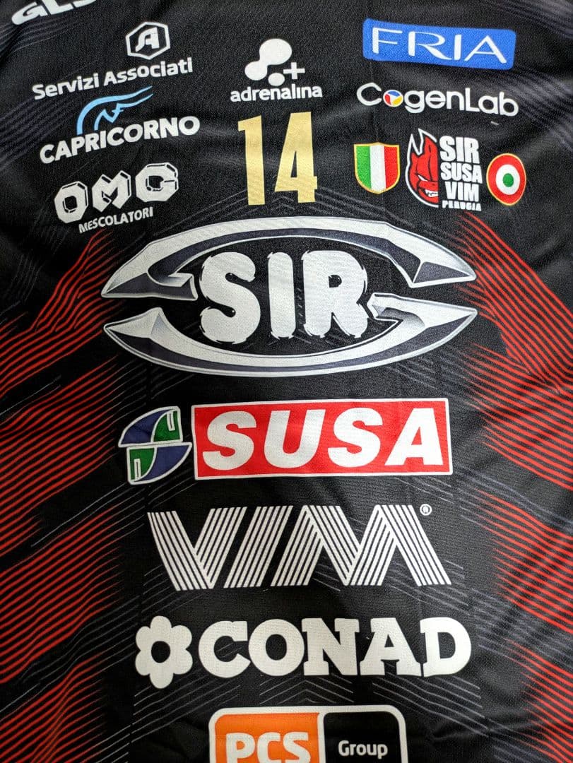 ★石川祐希 ペルージャ　黒ユニフォーム　ゲーム　シャツ　バレーボール　XL