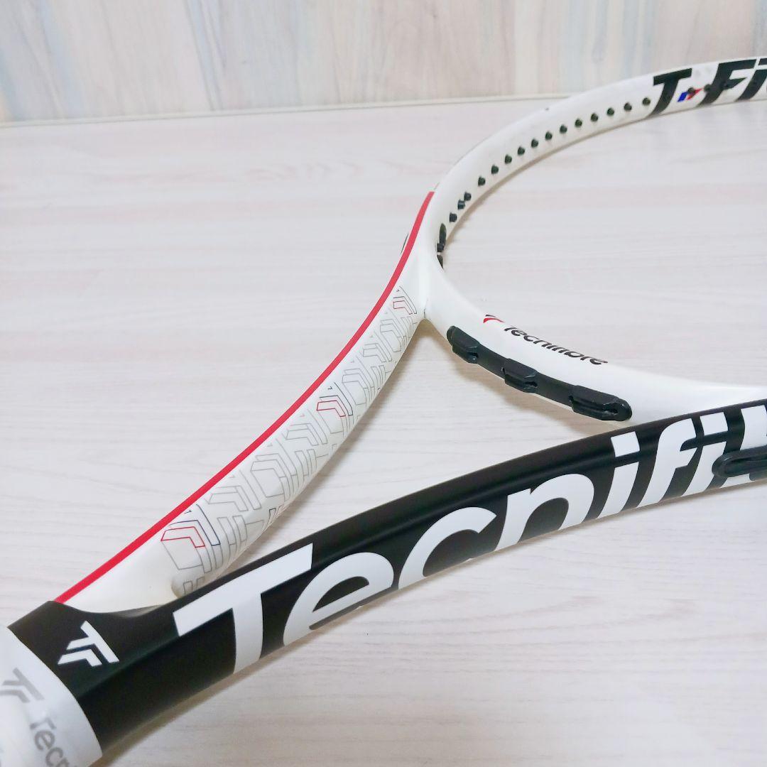 Tecnifibre T-FIGHT 300 RS SECTION 硬式ラケット