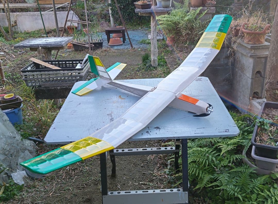 ラジコン飛行機（モーターグライダー）
