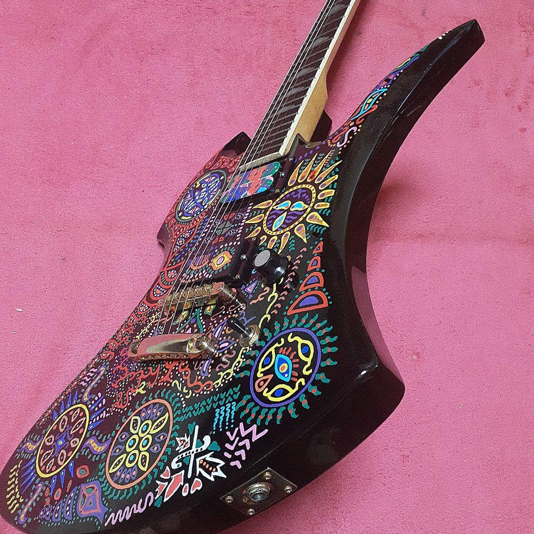 【良・美品】サイケペイント・hideモデル。モッキンバードエレキギター。