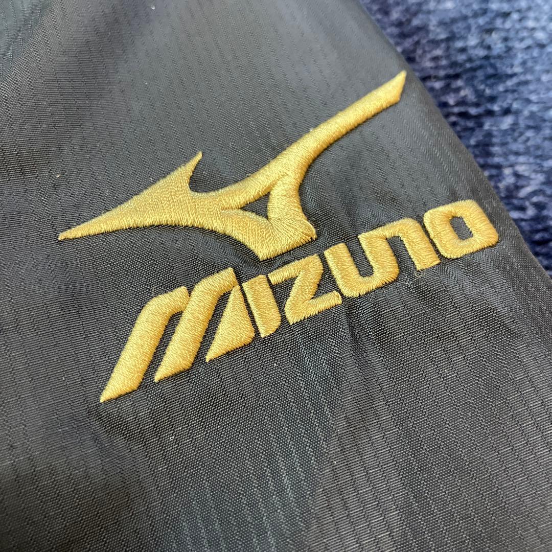 Mizuno ウィンドブレーカー 上下セット ブラック　ブレスサーモ厚手