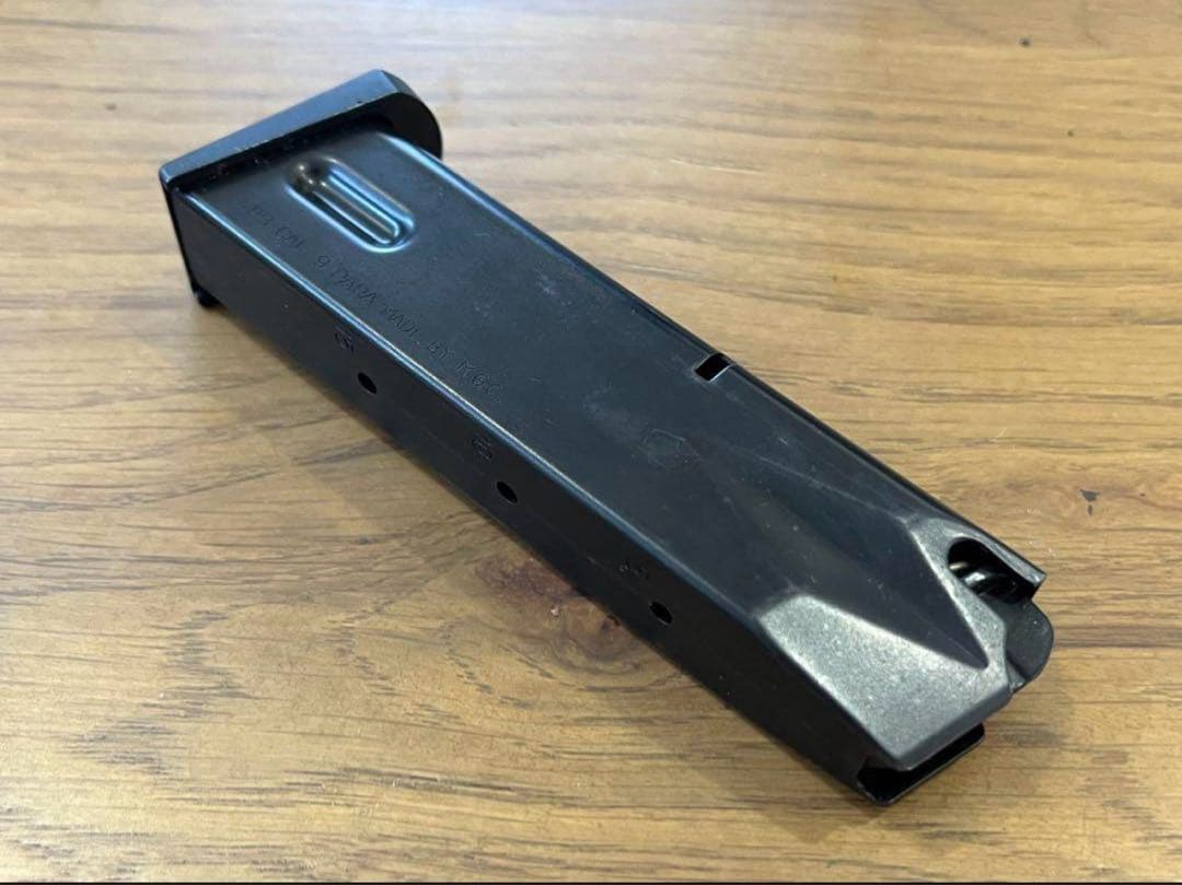 タナカ M92F エボリューション モデルガ ンHW リアル刻印グリップ付