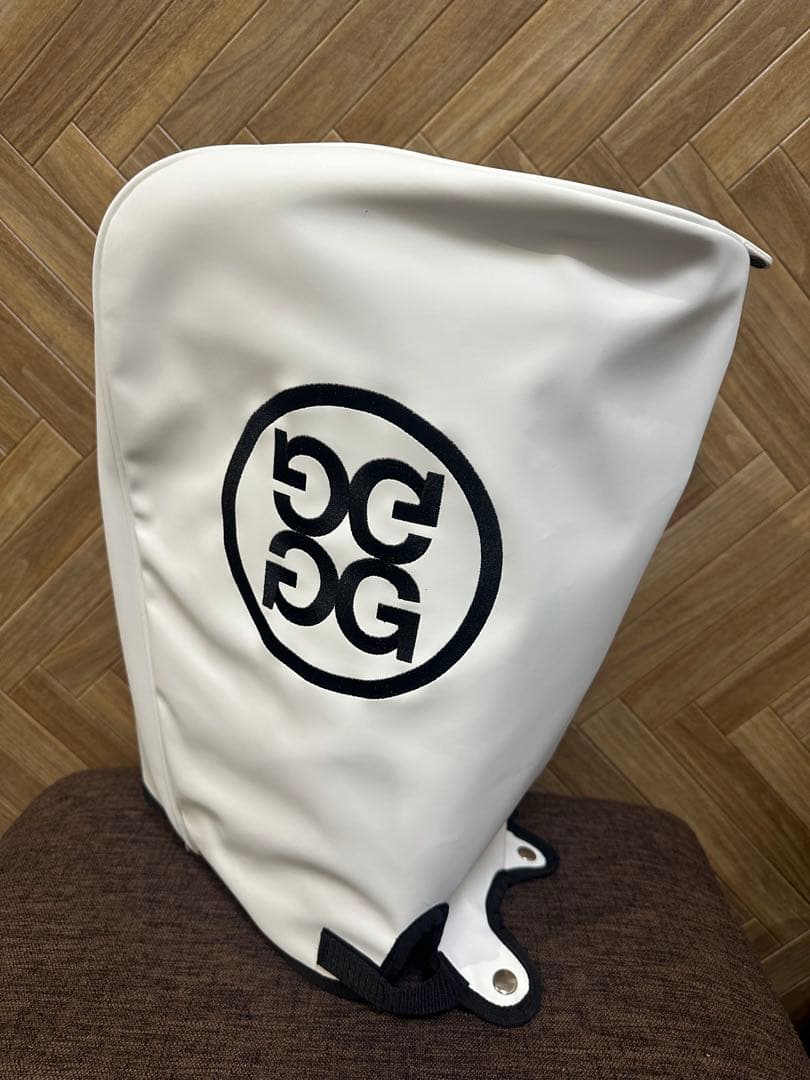 新品未使用☆G/FOREスタンド式キャディーバック9.5インチ　ホワイト